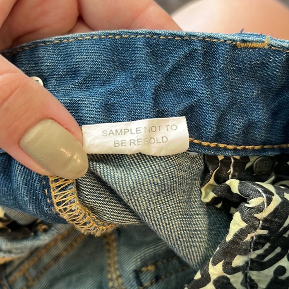 DC | Denim Jean Shorts - Picture 14 of 14